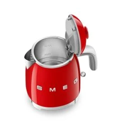 Smeg Mini Bouilloire 0,8 L 1400 W KLF05RDEU Rouge -Smeg Shop 702029 3 2 Mini bouilloire 0 8 L 1400 W KLF05RDEU rouge Smeg
