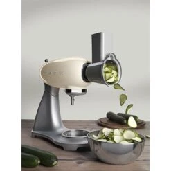 Smeg Tranchoir Et Râpe à Cylindres SMSG01 Pour Robot Sur Socle -Smeg Shop 720058 3 1 Tranchoir et rape a cylindres SMSG01 pour robot sur socle Smeg