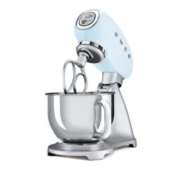 Smeg Robot Sur Socle Bleu Azur 800 W SMF02PBEU -Smeg Shop 761040 2 1 Robot sur socle Bleu azur 800 W SMF02PBEU Smeg