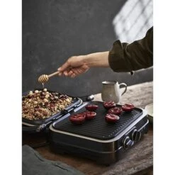 Cuisinart Grill électrique 2 En 1 Griddler GR47BE -Smeg Shop 781003 3 4 Grill electrique 2 en 1 Griddler GR47BE Cuisinart
