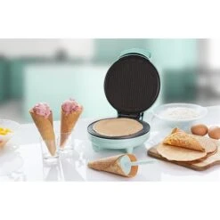 Set Gaufrier à Cornet 700 W Sweet Dreams Et Cuillère à Glace Eutectique 8 Set Gaufrier à Cornet 700 W Sweet Dreams Et Cuillère à Glace Eutectique -Smeg Shop 789019 2 1 Set gaufrier a cornet 700 W Sweet Dreams et cuillere a glace eutectique